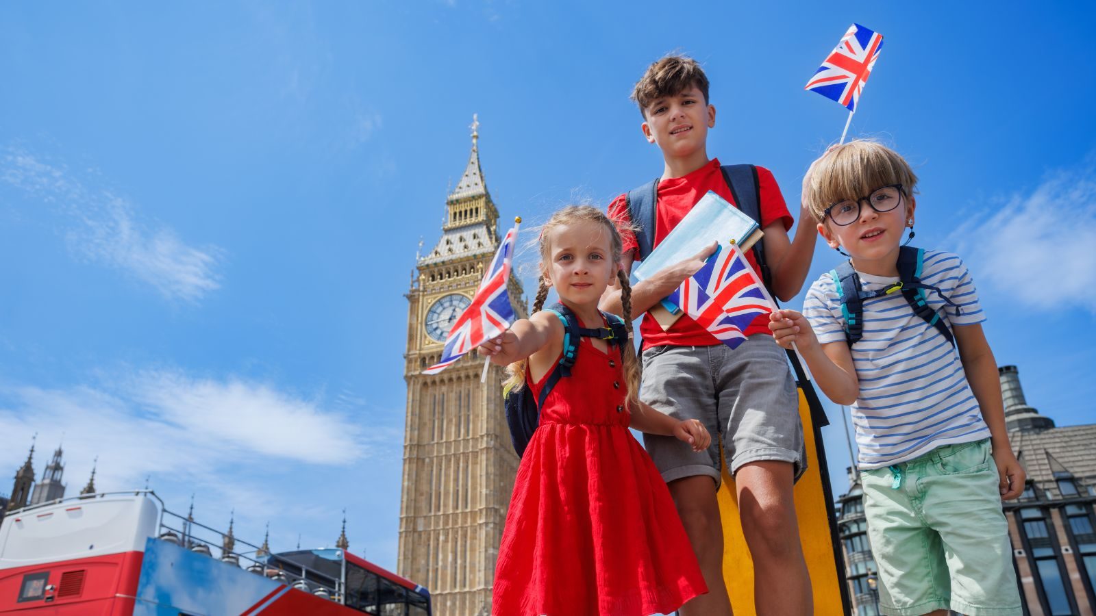 Este verano que tus palabras viajen contigo