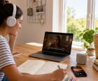 Aprende idiomas con series y música